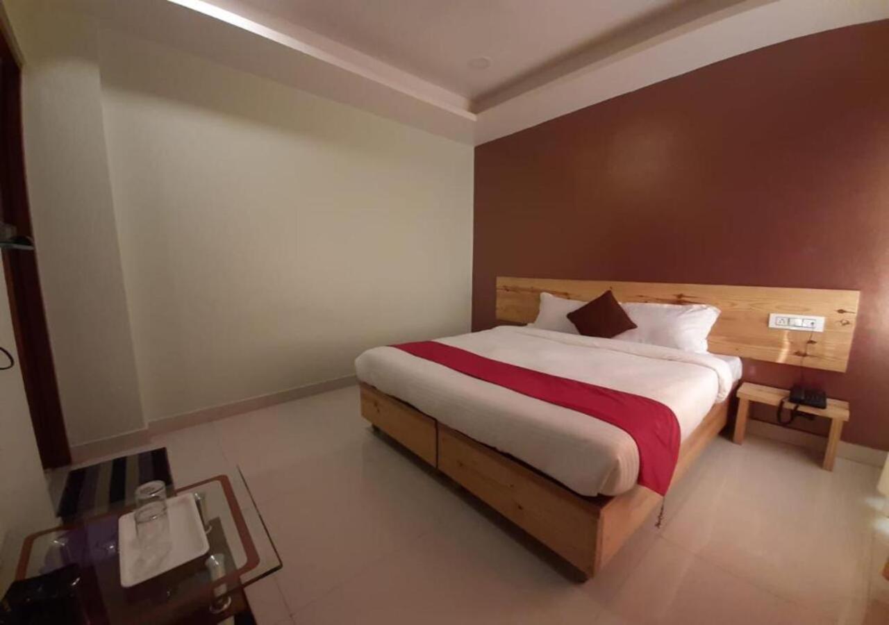 Hotel Yoga Retreat By Queens Valley Rishikesh Exterior photo